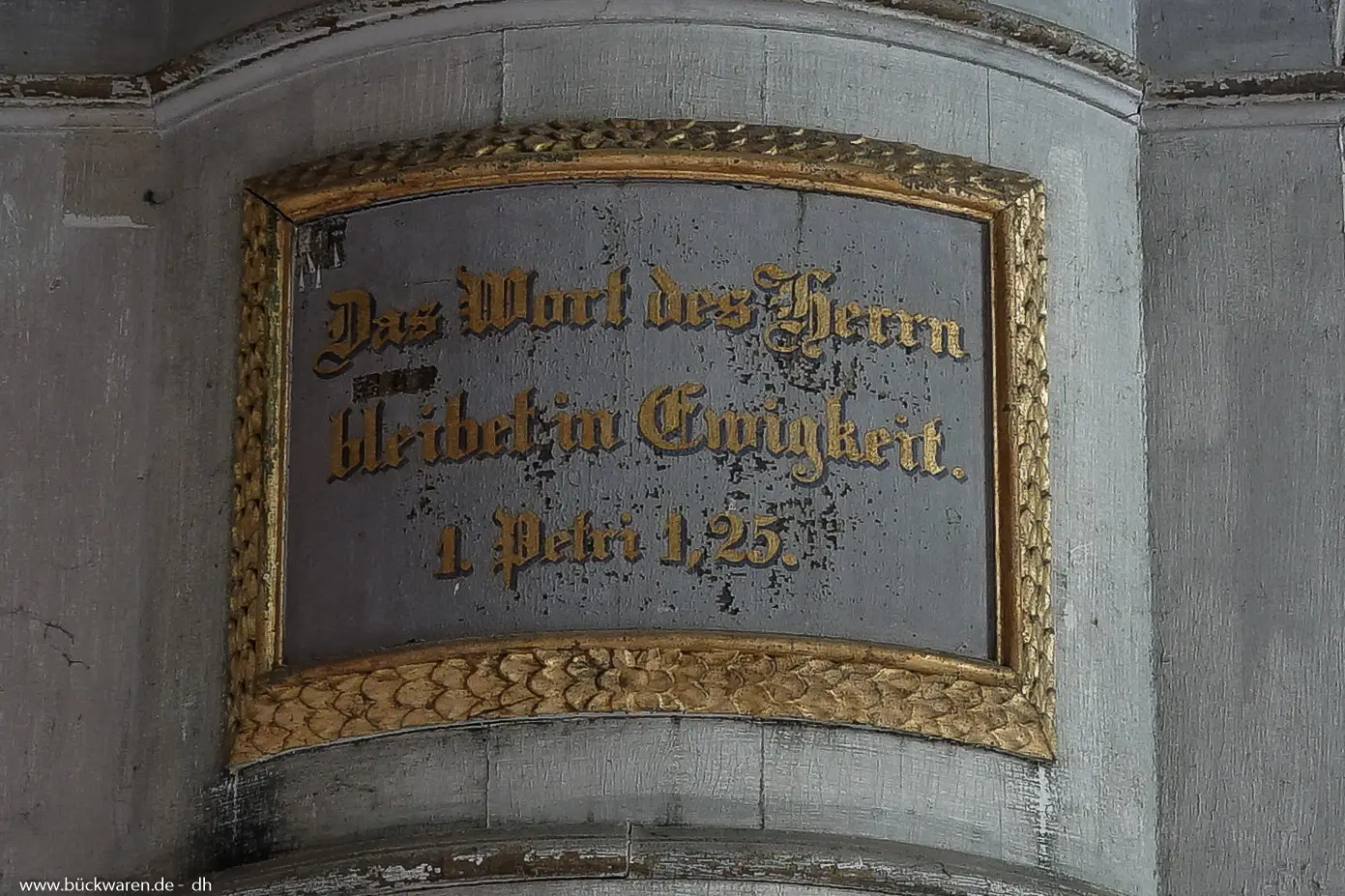 Das Wort des Herrn bleibet in Ewigkeit, steht da.